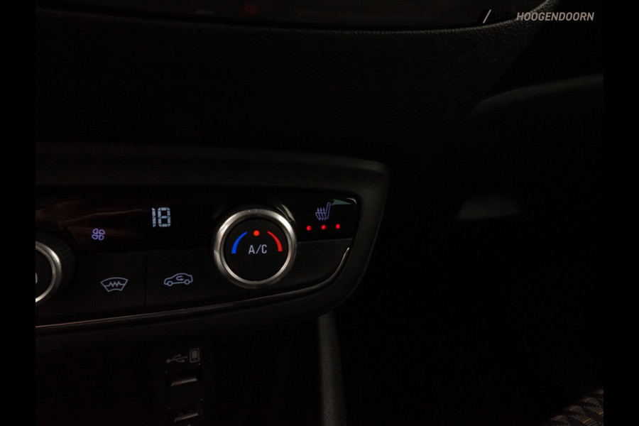 Opel Crossland X 1.2 Turbo Online Edition Sport (APPLE CARPLAY,LANE ASSIST,STUUR-STOELVERWARMING,KEYLESS,CAMERA,CRUISE,LM-VELGEN)