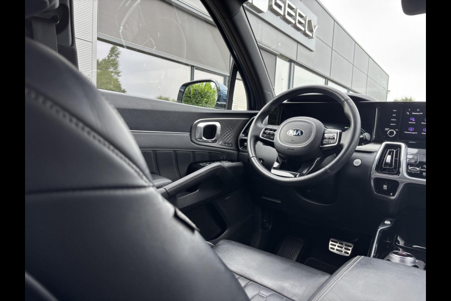 Kia Sorento 1.6 T-GDI Plug-in Hybrid 4WD ExecutiveLine 7p. 265 PK | 360 Camera |  Afneembare trekhaak |  BTW verrekenbaar | Bestuurdersstoel Met Geheugen |  Geluidssysteem Bose | Stoelverwarming | Achterstoelverwarming