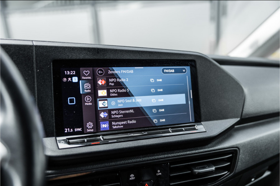 Volkswagen Caddy Cargo 2.0 TDI DSG | LED | Camera | CarPlay | Navigatie | Virtual | Lederen bekleding | Stoelverwarming | Nieuwe APK | BPM Vrij
