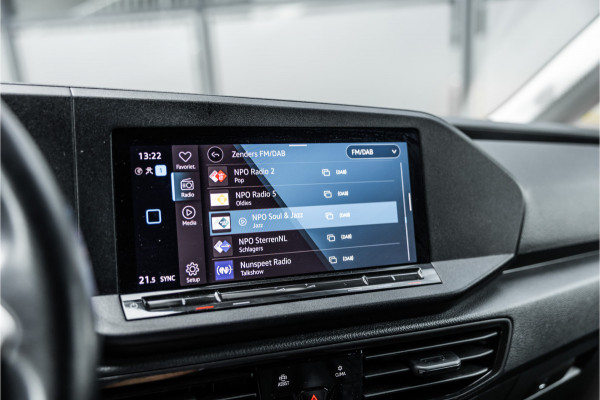 Volkswagen Caddy Cargo 2.0 TDI DSG | LED | Camera | CarPlay | Navigatie | Virtual | Lederen bekleding | Stoelverwarming | Nieuwe APK | BPM Vrij