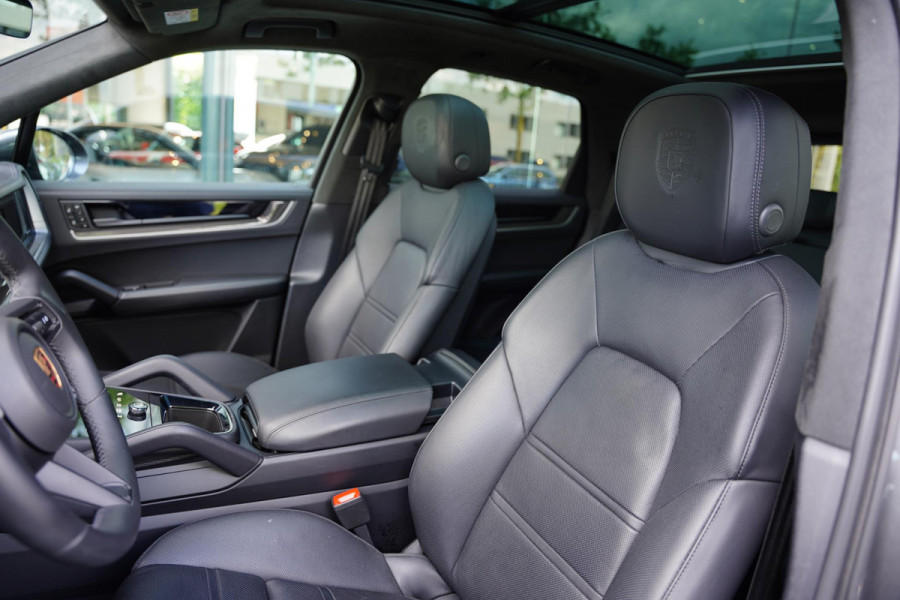Porsche Cayenne 3.0 E-Hybrid Black Edition GERESERVEERD