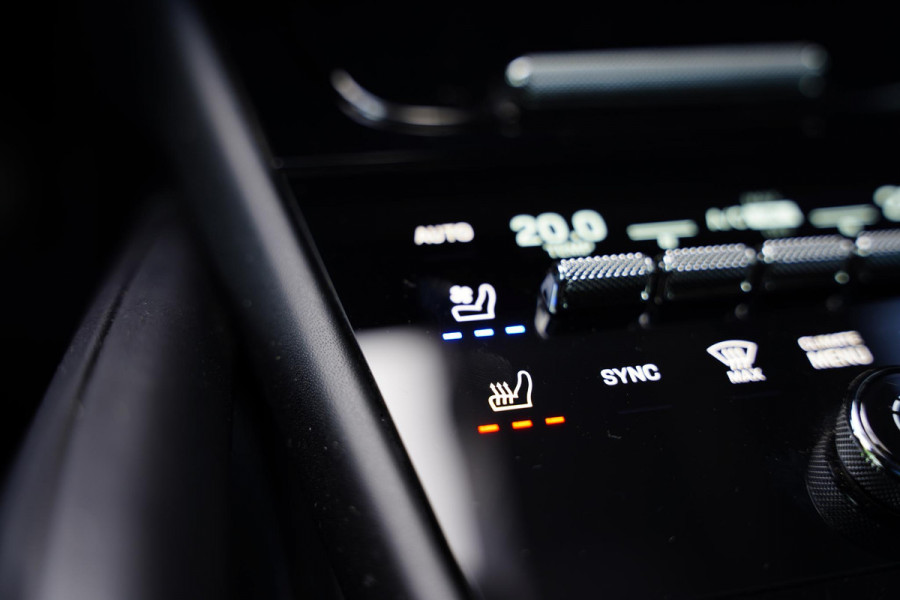 Porsche Cayenne 3.0 E-Hybrid Black Edition GERESERVEERD
