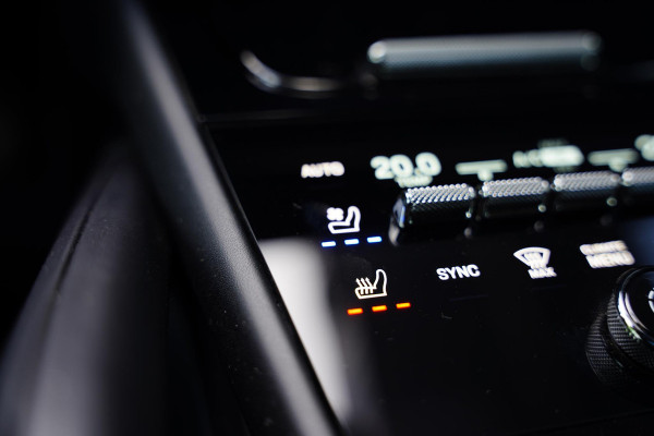 Porsche Cayenne 3.0 E-Hybrid Black Edition GERESERVEERD