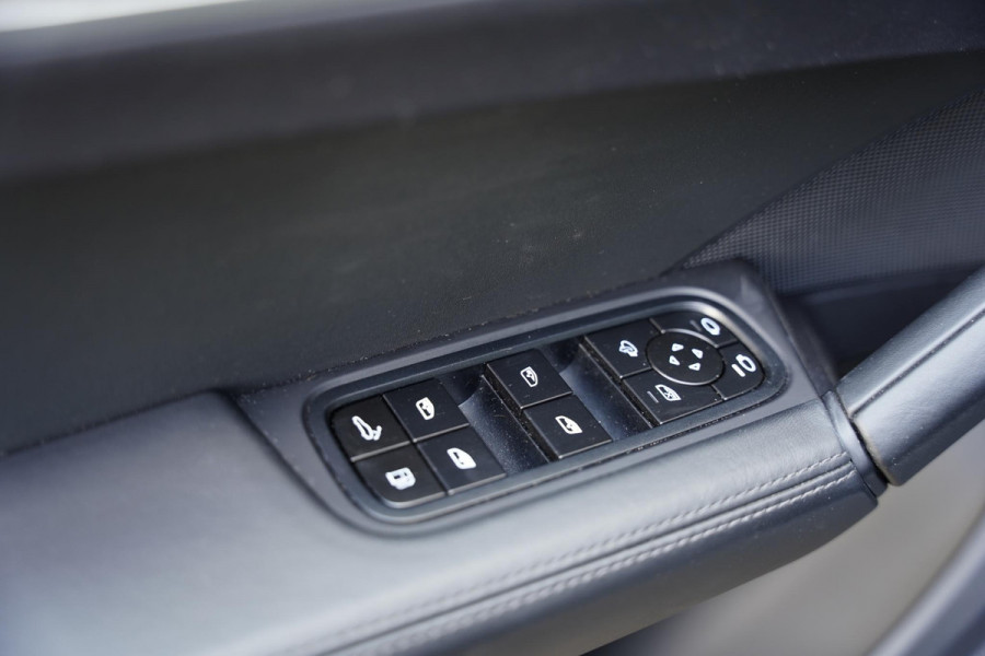 Porsche Cayenne 3.0 E-Hybrid Black Edition GERESERVEERD