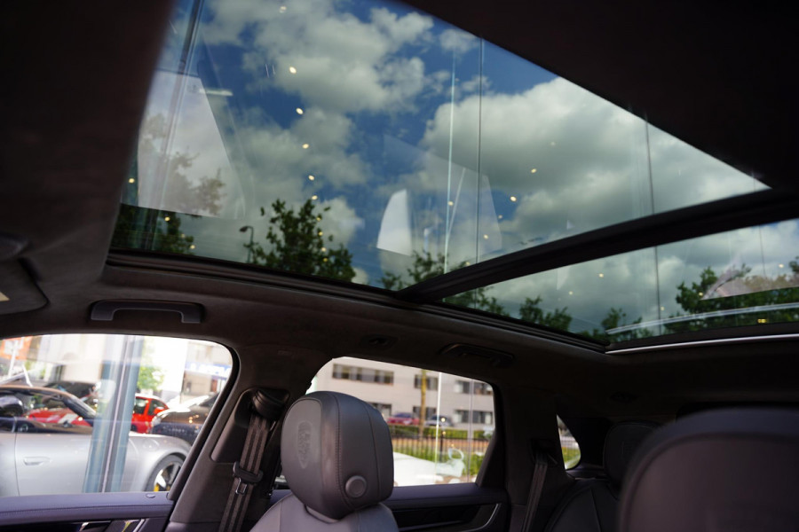 Porsche Cayenne 3.0 E-Hybrid Black Edition GERESERVEERD