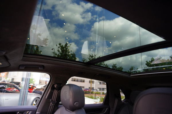 Porsche Cayenne 3.0 E-Hybrid Black Edition GERESERVEERD