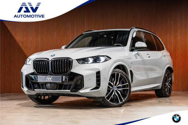 BMW X5 xDrive50e Launch Edition | M-Sport zetels | Panorama | 360 Camera | HUD | H&K | Stoelventilatie | ACC | 22'' Velgen | Elek trekhaak | BTW Auto | Dealer onderhouden