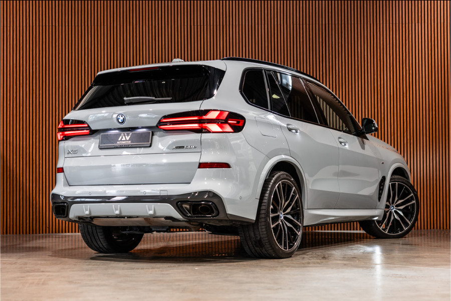 BMW X5 xDrive50e Launch Edition | M-Sport zetels | Panorama | 360 Camera | HUD | H&K | Stoelventilatie | ACC | 22'' Velgen | Elek trekhaak | BTW Auto | Dealer onderhouden