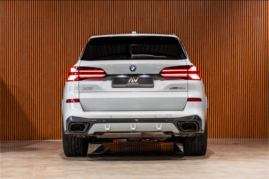 BMW X5 xDrive50e Launch Edition | M-Sport zetels | Panorama | 360 Camera | HUD | H&K | Stoelventilatie | ACC | 22'' Velgen | Elek trekhaak | BTW Auto | Dealer onderhouden