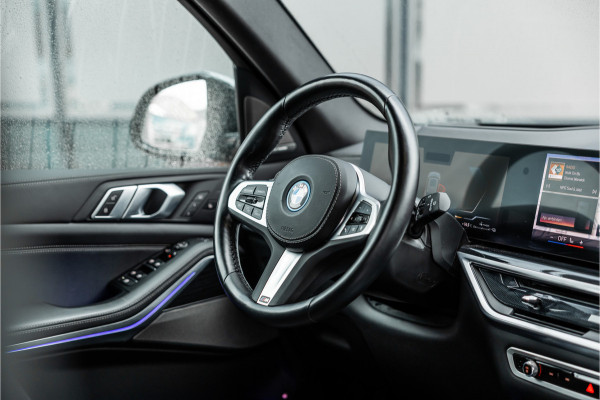 BMW X5 xDrive50e Launch Edition | M-Sport zetels | Panorama | 360 Camera | HUD | H&K | Stoelventilatie | ACC | 22'' Velgen | Elek trekhaak | BTW Auto | Dealer onderhouden