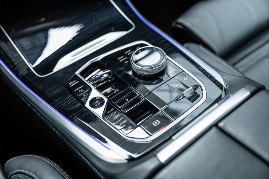 BMW X5 xDrive50e Launch Edition | M-Sport zetels | Panorama | 360 Camera | HUD | H&K | Stoelventilatie | ACC | 22'' Velgen | Elek trekhaak | BTW Auto | Dealer onderhouden