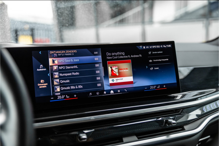 BMW X5 xDrive50e Launch Edition | M-Sport zetels | Panorama | 360 Camera | HUD | H&K | Stoelventilatie | ACC | 22'' Velgen | Elek trekhaak | BTW Auto | Dealer onderhouden