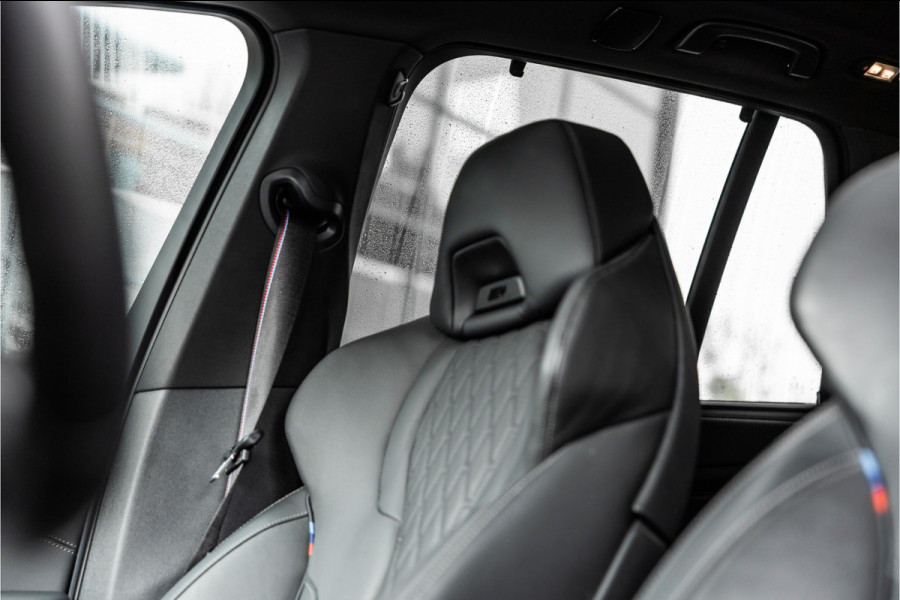 BMW X5 xDrive50e Launch Edition | M-Sport zetels | Panorama | 360 Camera | HUD | H&K | Stoelventilatie | ACC | 22'' Velgen | Elek trekhaak | BTW Auto | Dealer onderhouden
