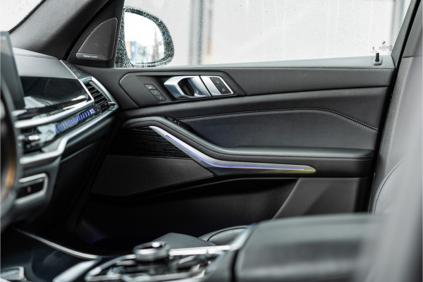 BMW X5 xDrive50e Launch Edition | M-Sport zetels | Panorama | 360 Camera | HUD | H&K | Stoelventilatie | ACC | 22'' Velgen | Elek trekhaak | BTW Auto | Dealer onderhouden