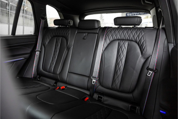 BMW X5 xDrive50e Launch Edition | M-Sport zetels | Panorama | 360 Camera | HUD | H&K | Stoelventilatie | ACC | 22'' Velgen | Elek trekhaak | BTW Auto | Dealer onderhouden