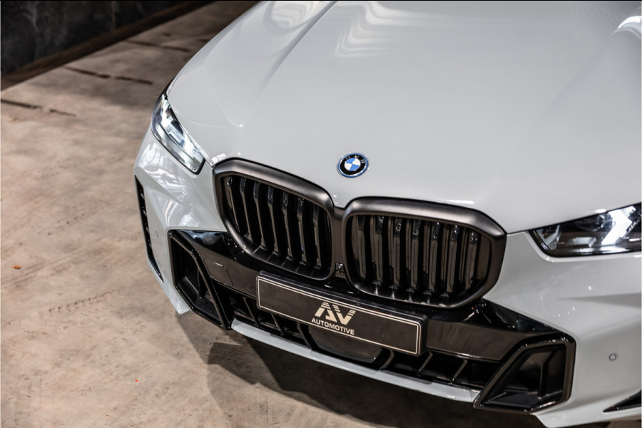 BMW X5 xDrive50e Launch Edition | M-Sport zetels | Panorama | 360 Camera | HUD | H&K | Stoelventilatie | ACC | 22'' Velgen | Elek trekhaak | BTW Auto | Dealer onderhouden