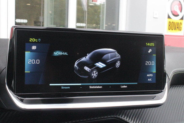 Peugeot e-208 EV GT 136PK 50 kWh | NAVIGATIE 10" TOUCHSCREEN | APPLE CARPLAY/ANDROID AUTO | PARKEERSENSOREN VOOR + ACHTER | ACHTERUITRIJ CAMERA | FULL LED KOPLAMPEN | 17" LICHTMETALEN VELGEN | CLIMATE CONTROL | CRUISE CONTROL | DAB+ RADIO | REGEN/LICHT SENSOR | SNELLAAD FUNCTIE | ALL SEASON BANDEN |