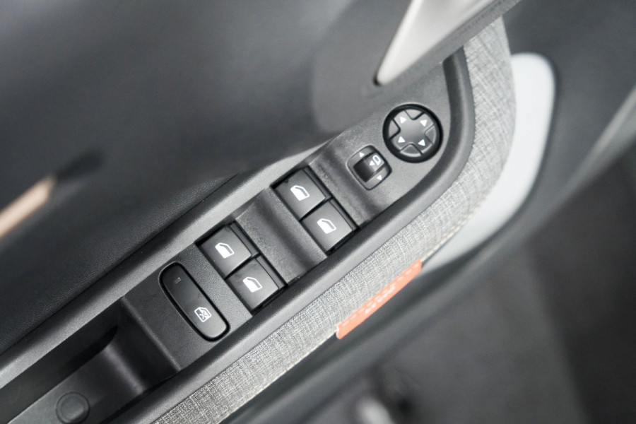Citroën C3 Aircross 1.2 Turbo 100pk Plus | Camera | Parkeersensoren | Apple Carplay