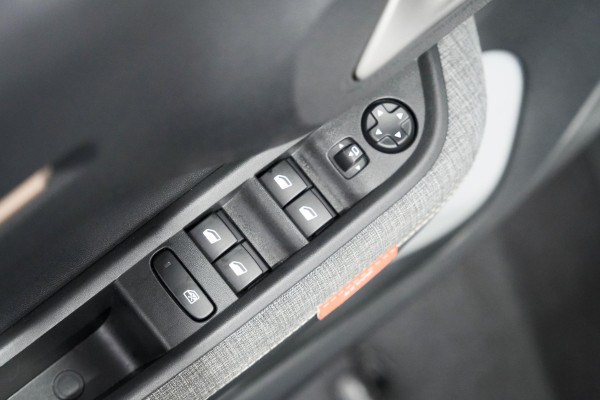 Citroën C3 Aircross 1.2 Turbo 100pk Plus | Camera | Parkeersensoren | Apple Carplay