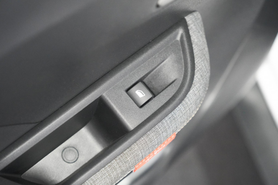 Citroën C3 Aircross 1.2 Turbo 100pk Plus | Camera | Parkeersensoren | Apple Carplay