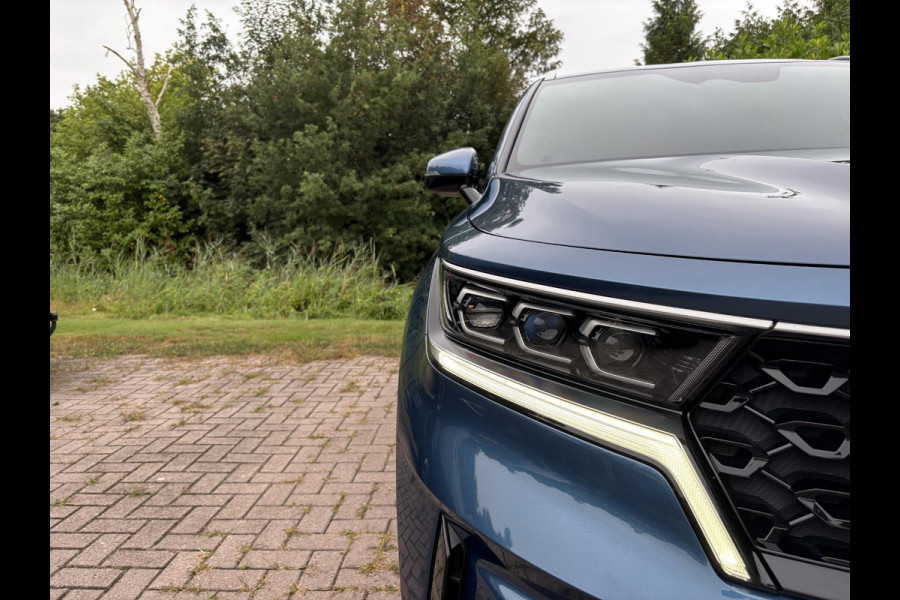 Kia Sorento 1.6 T-GDI Plug-in Hybrid 4WD ExecutiveLine 7p. 265 PK | 360 Camera |  Afneembare trekhaak |  BTW verrekenbaar | Bestuurdersstoel Met Geheugen |  Geluidssysteem Bose | Stoelverwarming | Achterstoelverwarming