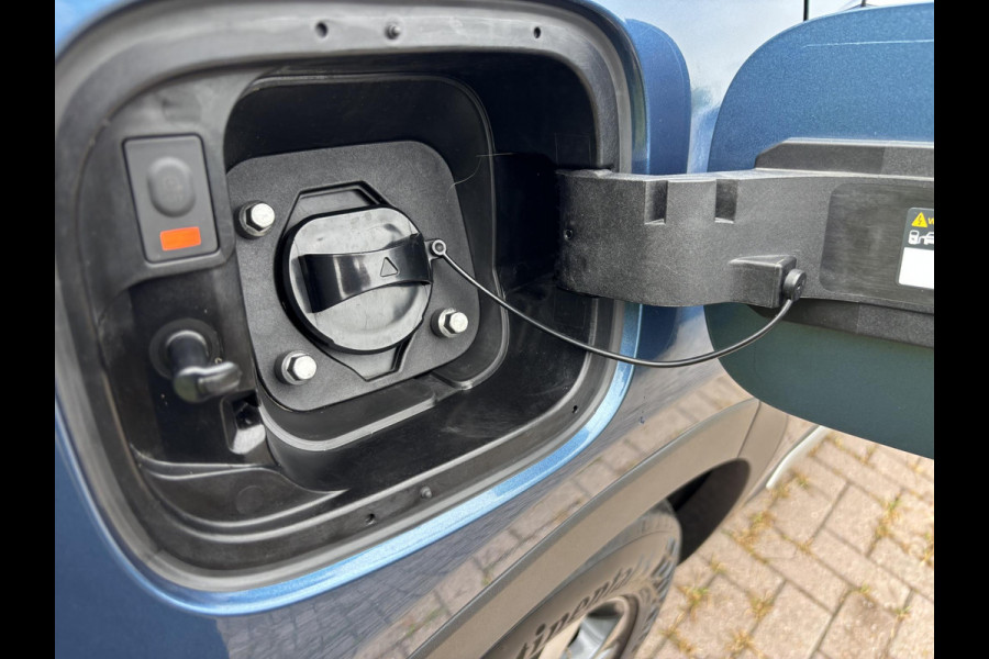 Kia Sorento 1.6 T-GDI Plug-in Hybrid 4WD ExecutiveLine 7p. 265 PK | 360 Camera |  Afneembare trekhaak |  BTW verrekenbaar | Bestuurdersstoel Met Geheugen |  Geluidssysteem Bose | Stoelverwarming | Achterstoelverwarming