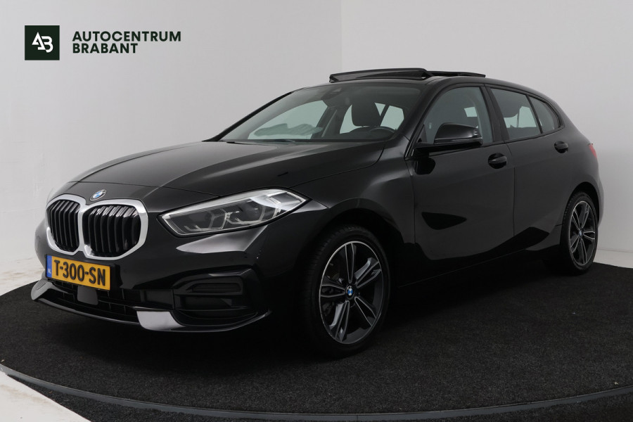 BMW 1-serie 118i (PANORAMADAK, PARKEERSENSOREN, NAVIGATIE, CRUISE CONTROL)