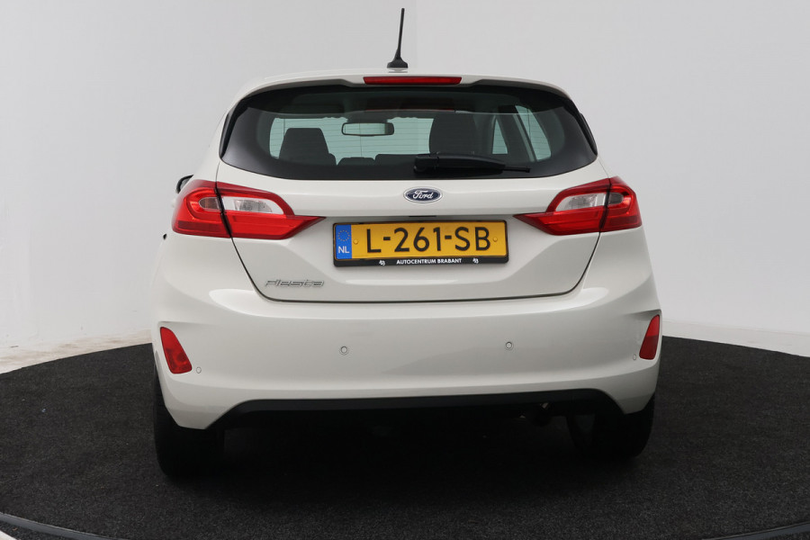 Ford Fiesta 1.0 EcoBoost Titanium X (STOEL/STUUR VERWARMING, NAVIGATIE, PARKEERSENSOREN)