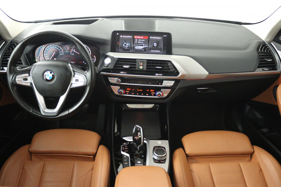 BMW X3 xDrive30i High Executive (PANORAMADAK, TREKHAAK,STOELVERWARMING, CAMERA, NAVIGATIE, DEALER ONDERHOUDEN)