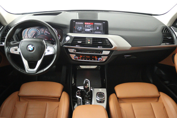 BMW X3 xDrive30i High Executive (PANORAMADAK, TREKHAAK,STOELVERWARMING, CAMERA, NAVIGATIE, DEALER ONDERHOUDEN)