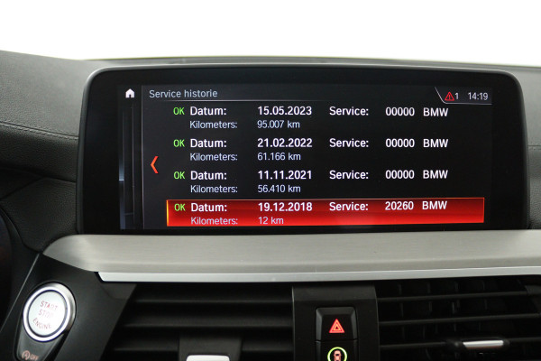 BMW X3 xDrive30i High Executive (PANORAMADAK, TREKHAAK,STOELVERWARMING, CAMERA, NAVIGATIE, DEALER ONDERHOUDEN)