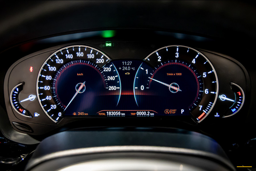 BMW 5 Serie Touring 520i Executive|M-sport|Pano|Leder|1eig