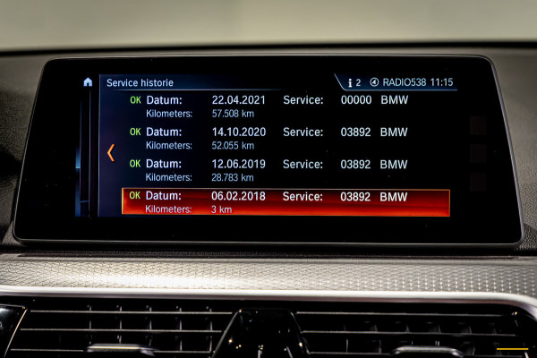BMW 5 Serie Touring 520i Executive|M-sport|Pano|Leder|1eig