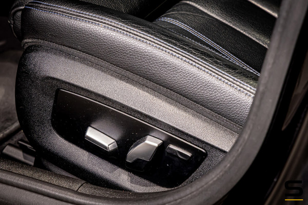 BMW 5 Serie Touring 520i Executive|M-sport|Pano|Leder|1eig