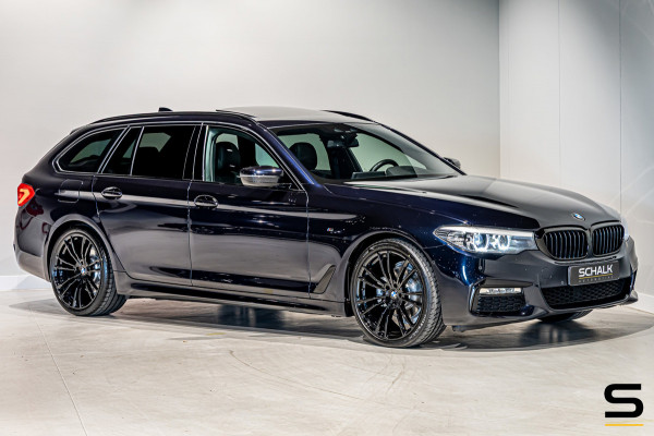BMW 5 Serie Touring 520i Executive|M-sport|Pano|Leder|1eig