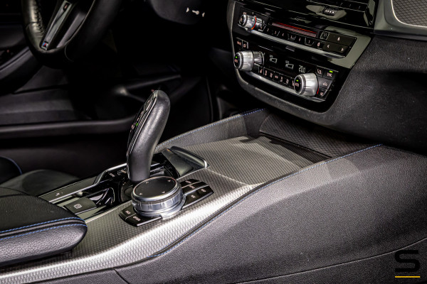 BMW 5 Serie Touring 520i Executive|M-sport|Pano|Leder|1eig