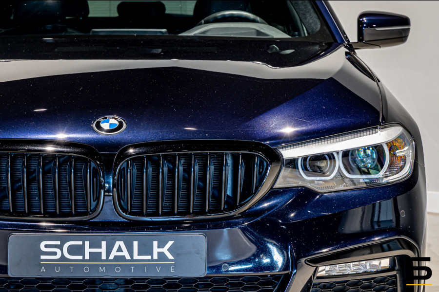 BMW 5 Serie Touring 520i Executive|M-sport|Pano|Leder|1eig