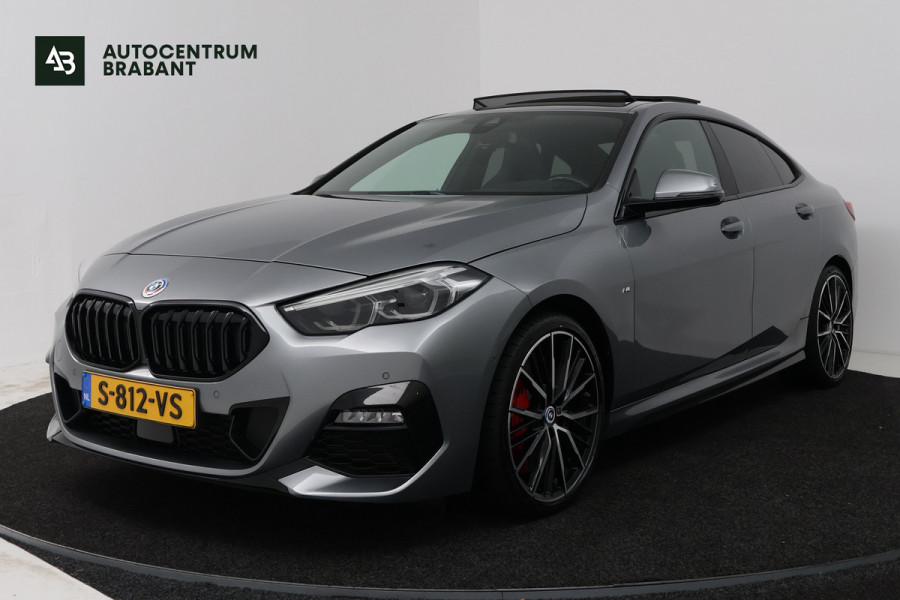 BMW 2 Serie Gran Coupé 218i High Executive (PANORAMADAK, CAMERA, STOELVERWARMING, NAVIGATIE)