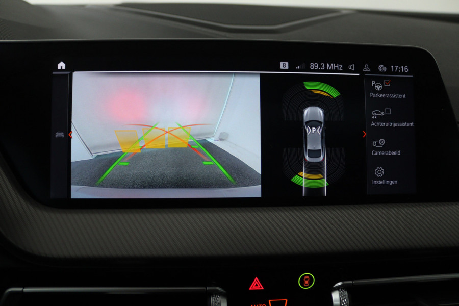 BMW 2 Serie Gran Coupé 218i High Executive (PANORAMADAK, CAMERA, STOELVERWARMING, NAVIGATIE)