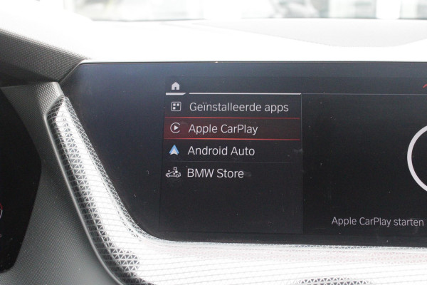BMW 2 Serie Gran Coupé 218i M SPORT EDITION | TREKHAAK MET AFNEEMBARE KOGEL | HARMAN KARDON SOUND-SYSTEM | SFEER VERLICHTING | SHADOW LINE PAKKET | M-SPORT INTERIEUR | VERWARMBARE VOORSTOELEN | LEDEREN M-SPORT STUUR | NAVIGATIE | ACHTERUITRIJCAMERA | PARKEERSENSOREN VOOR EN ACHTER | ALARM | CLIMATE CONTROL | DRAADLOZE APPLE CARPLAY/ANDROID AUTO | LICHTMETALEN VELGEN 18'' M-SPORT (Y-SPAAK 553 M BICOLOR) | FULL LED KOPLAMPEN | LANE ASSIST | DAB+ RADIO | WARMTE WEREND GLAS  | EXTRA GETINTE ACHTERRUITEN | DODEHOEK BEWAKING | ELEKTRISCH VERSTELBARE EN INKLAPBARE BUITENSPIEGELS | BUITEN