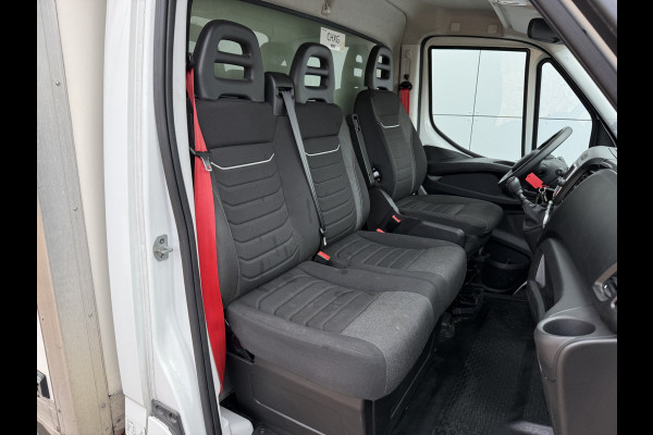 Iveco Daily 35C16 3.0 160PK Laadklep Zijdeur Camera Climate Control Bluetooth Bakwagen Meubelbak Koffer