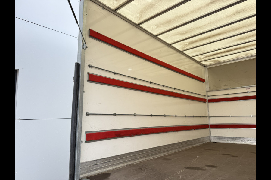 Iveco Daily 35C16 3.0 160PK Laadklep Zijdeur Camera Climate Control Bluetooth Bakwagen Meubelbak Koffer