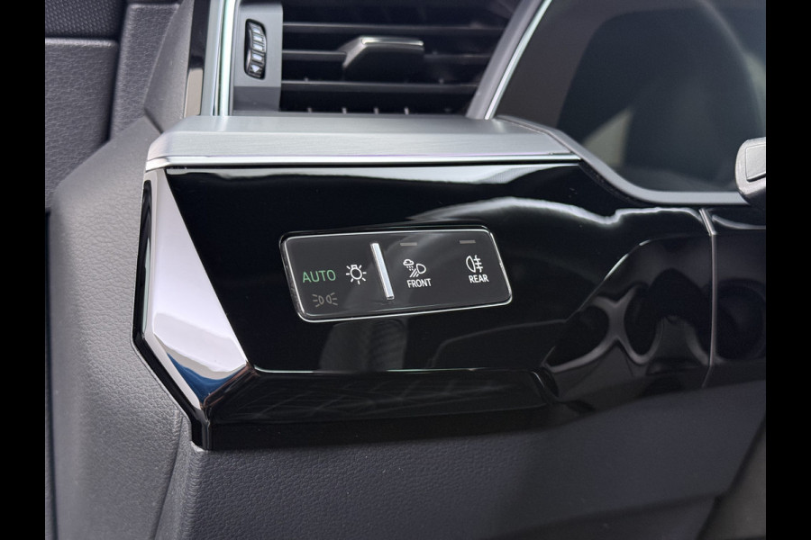 Audi e-tron Sportback 55 Quattro 408PK S-Line Edition 95kWh Panoramadak Adap.Cruise Camera Leder+Verwarmd B&O-Audio Elek.Stoelen Memory Navi Apple Car SOH 91% AWD Lmv 22" Elek.Achterklep Privacy Glas Isofix 4WD Origineel Nederlandse Auto