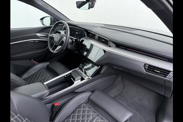 Audi e-tron Sportback 55 Quattro 408PK S-Line Edition 95kWh Panoramadak Adap.Cruise Camera Leder+Verwarmd B&O-Audio Elek.Stoelen Memory Navi Apple Car SOH 91% AWD Lmv 22" Elek.Achterklep Privacy Glas Isofix 4WD Origineel Nederlandse Auto