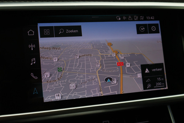 Audi A6 Avant 45 TFSI quattro Sport S line edition Panoramadak, B&O Sound, Camera, Apple Carplay, LED, Lane Assist, 20"