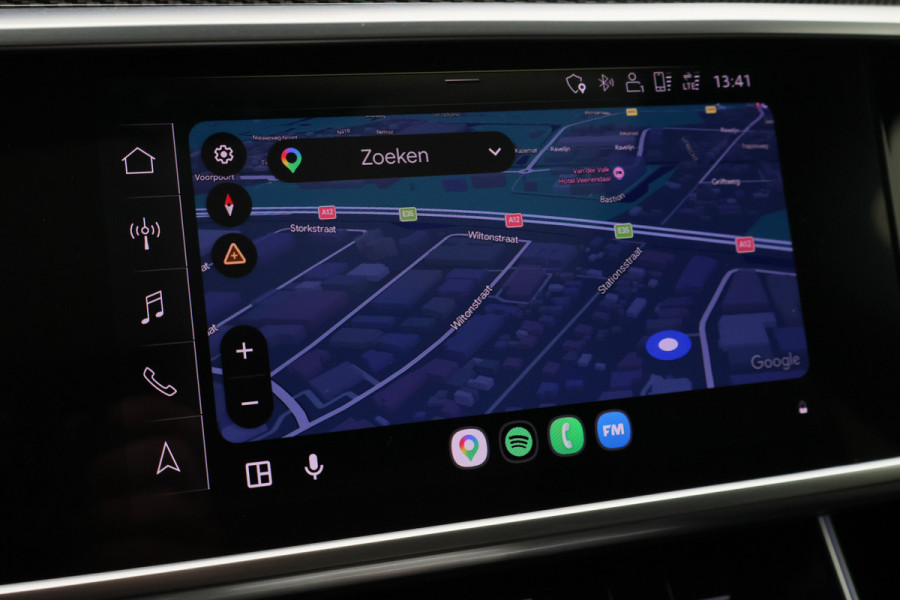 Audi A6 Avant 45 TFSI quattro Sport S line edition Panoramadak, B&O Sound, Camera, Apple Carplay, LED, Lane Assist, 20"