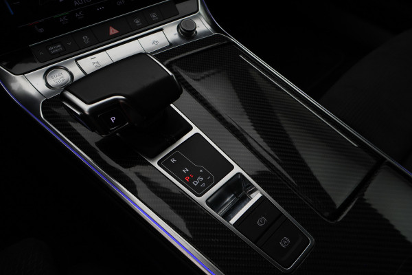 Audi A6 Avant 45 TFSI quattro Sport S line edition Panoramadak, B&O Sound, Camera, Apple Carplay, LED, Lane Assist, 20"