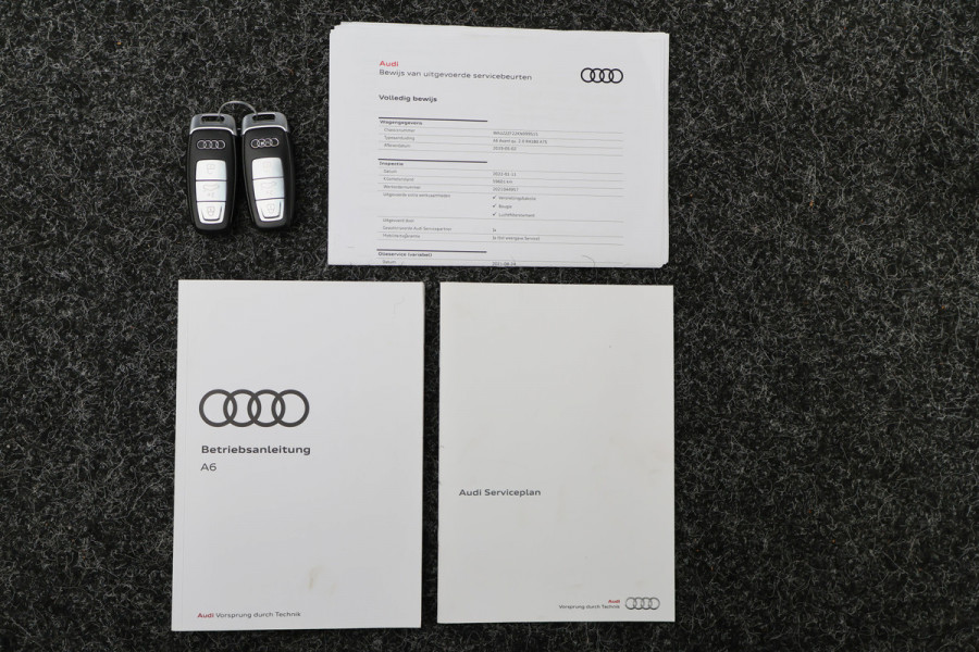 Audi A6 Avant 45 TFSI quattro Sport S line edition Panoramadak, B&O Sound, Camera, Apple Carplay, LED, Lane Assist, 20"