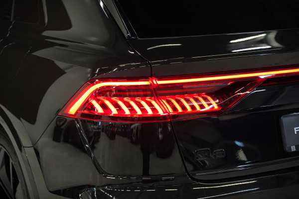 Audi Q8 60 TFSI e quattro Pro Line S Competition | RS Seats | Panoramadak | Stoelventilatie | Stoelverwarming | Stuurverwarming | Massage | Memory Seat | 360 Camera | Luchtvering | Adaptive Cruise Control | Keyless | LED Matrix | SOH 100%