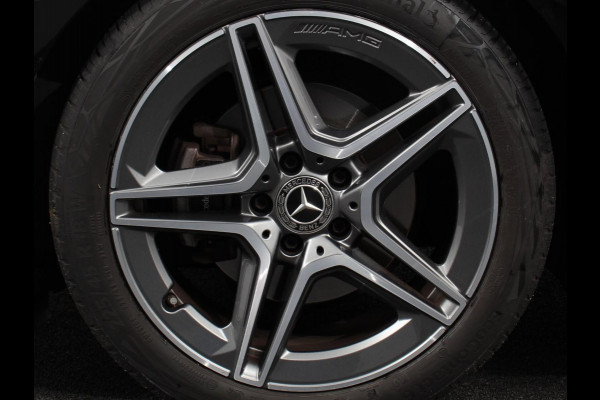 Mercedes-Benz A-Klasse 200 Automaat AMG Line Navigatie Climate Control Camera Virtual Cockpit Led Stoelverwarming Cruise control Parkeersensoren